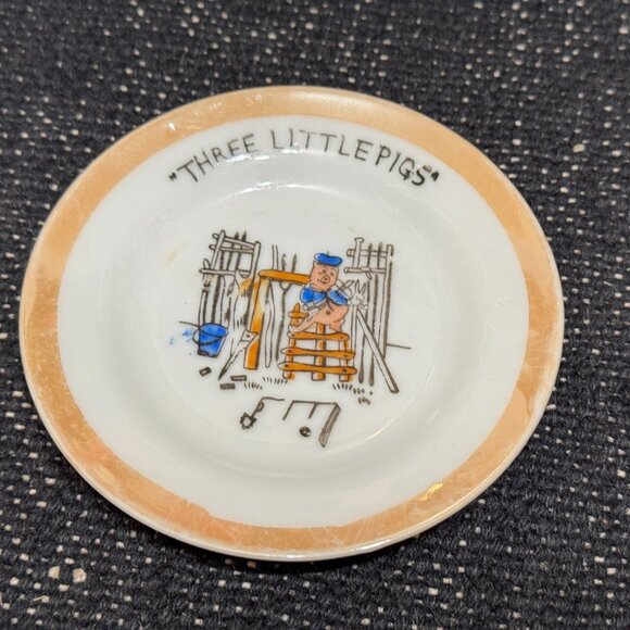 Three Little Pigs Decorative Lusterware Plate, Stick House, Japan Circa 1960s - Picture 9 of 10